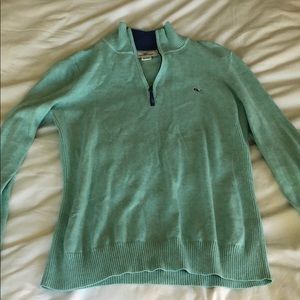 VINEYARD VINES size MEDIUM quarter zip!!